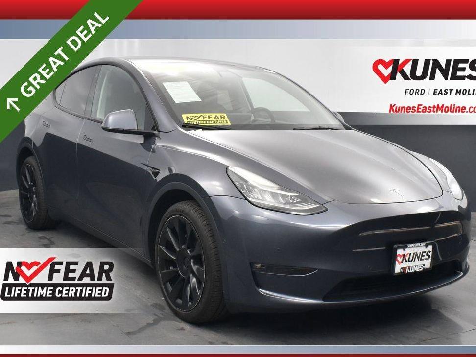 TESLA MODEL Y 2022 7SAYGDEE1NF387115 image